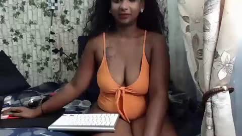 Snapshot of indiantina01 chatting on January 16, 2025, 3:24 pm tina online show from January 16, 2025, 3:24 pm