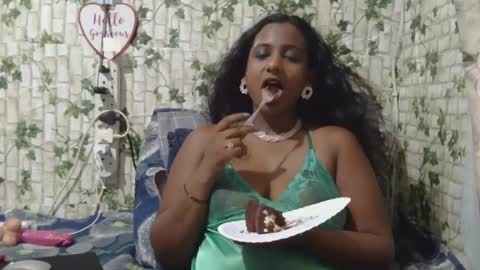 Snapshot of indiantina01 chatting on February 10, 2025, 8:00 pm tina online show from February 10, 2025, 8:00 pm