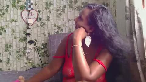 Snapshot of indiantina01 chatting on February 12, 2025, 12:44 pm tina online show from February 12, 2025, 12:44 pm