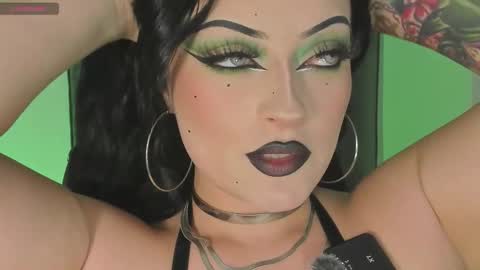 Snapshot of indie_78 chatting on January 15, 2026, 5:05 pm Hey Im Indie follow me on my instagram online show from January 15, 2026, 5:05 pm