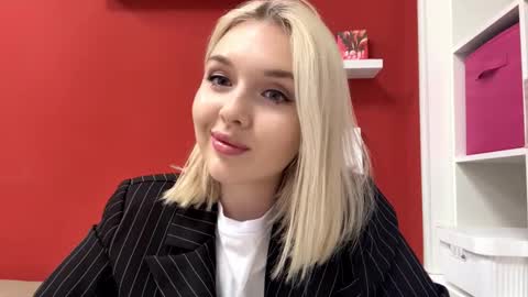 indiesimmons online show from March 17, 2026, 3:37 pm