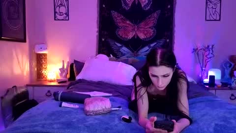 Snapshot of indigobay chatting on June 11, 2026, 5:27 am Indigo Bay online show from June 11, 2026, 5:27 am