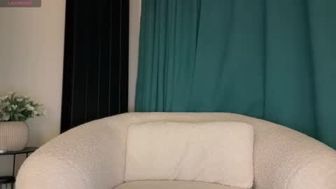 Indika Flower online show from September 24, 2025, 8:34 pm