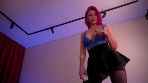 Snapshot of infinitespring chatting on November 15, 2025, 6:44 am Infinitespring online show from November 15, 2025, 6:44 am