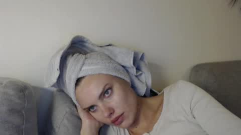 Sweet girl online show from December 4, 2024, 10:19 pm