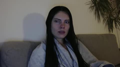 Sweet girl online show from December 7, 2024, 9:55 pm