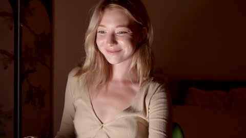 Snapshot of infinitysoul_ chatting on October 4, 2025, 10:46 am Alexa.. Inst Fansly infinitysoul online show from October 4, 2025, 10:46 am