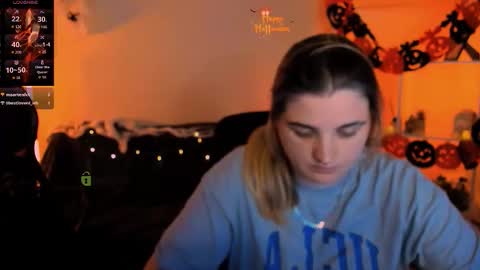 inga_gree online show from October 25, 2025, 7:19 pm