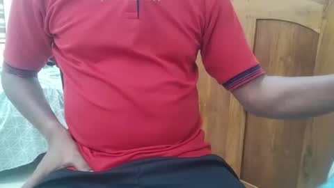 Inglorious Hairy Uncut online show from October 15, 2025, 10:04 am