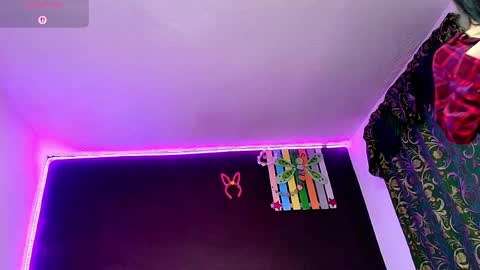 Ingrid Zese online show from April 5, 2026, 7:00 pm