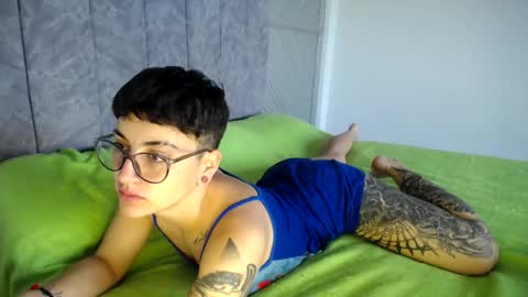 lyan onlyfans n linda online show from March 14, 2026, 12:54 pm