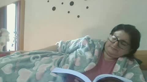 inna46_ online show from December 14, 2025, 11:26 am