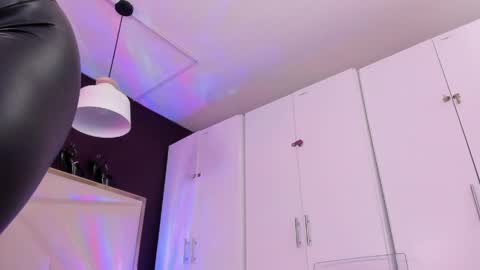 Indra online show from April 19, 2026, 4:01 am