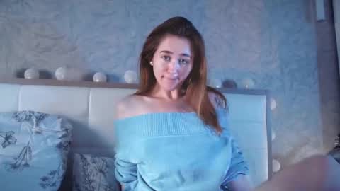 Snapshot of innnita chatting on October 7, 2025, 12:13 pm Lina online show from October 7, 2025, 12:13 pm