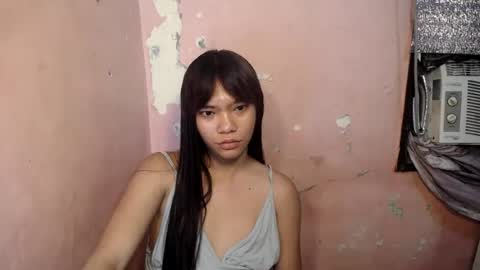 Snapshot of innocent_lover_ziaxx chatting on June 17, 2026, 9:12 am your zia online show from June 17, 2026, 9:12 am
