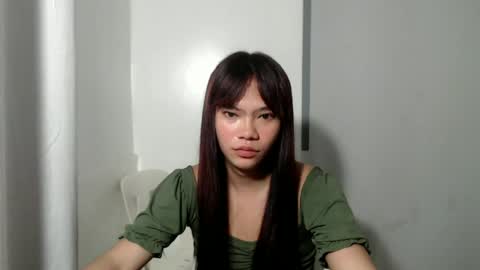 Snapshot of innocent_lover_ziaxx chatting on July 1, 2026, 3:23 pm your zia online show from July 1, 2026, 3:23 pm