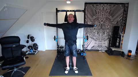 Snapshot of insanemaxxx chatting on December 9, 2024, 10:11 am insanemaxxx online show from December 9, 2024, 10:11 am