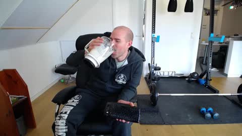 Snapshot of insanemaxxx chatting on December 13, 2024, 12:50 pm insanemaxxx online show from December 13, 2024, 12:50 pm