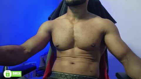 Snapshot of insanestud_miles chatting on October 17, 2025, 1:57 pm Miles online show from October 17, 2025, 1:57 pm