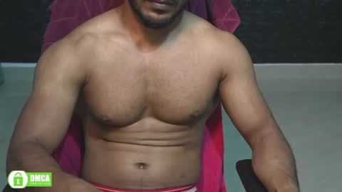 Snapshot of insanestud_miles chatting on June 27, 2026, 12:44 pm Miles online show from June 27, 2026, 12:44 pm