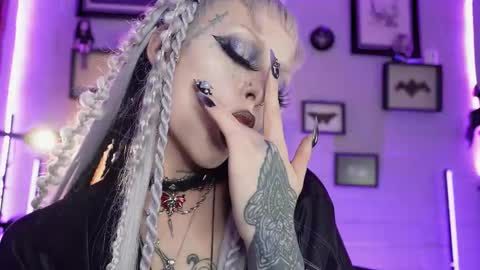   SANIA  online show from February 6, 2026, 8:12 pm