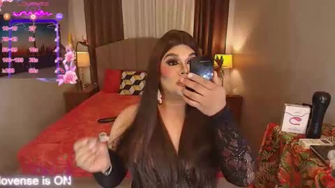 Snapshot of insatiablesexqueen chatting on November 7, 2025, 9:42 am tasha online show from November 7, 2025, 9:42 am