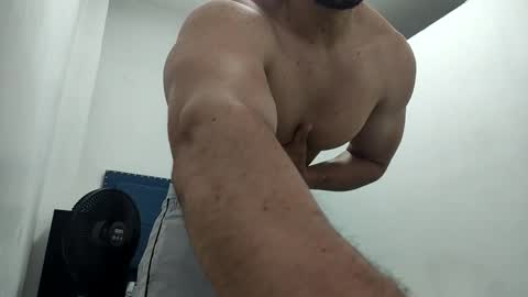 INSTAGRAM  camilodlx online show from December 2, 2025, 5:52 pm