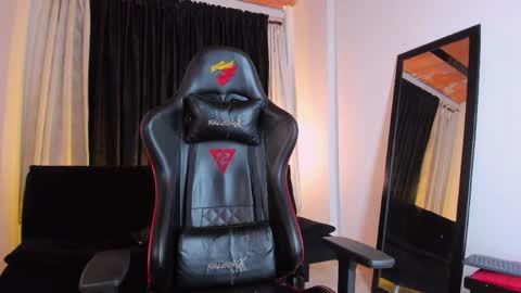 Brayan Chavez online show from April 7, 2026, 2:01 am