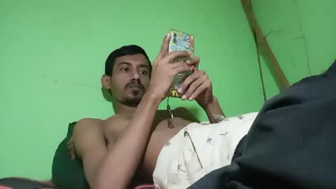 interne8famous online show from October 1, 2025, 5:57 am