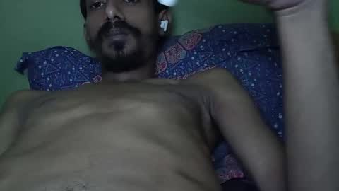 interne8famous online show from October 29, 2025, 8:27 am