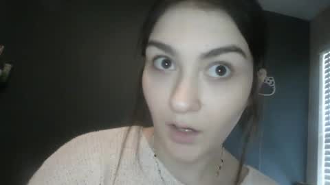 Angel online show from December 9, 2024, 8:23 pm