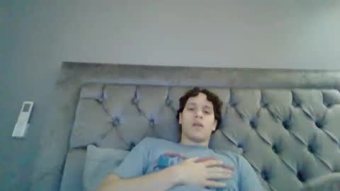 WillyTripleXxx online show from May 18, 2026, 4:29 am