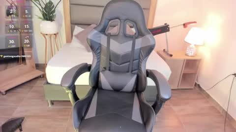 Irantzu online show from January 23, 2025, 3:32 pm