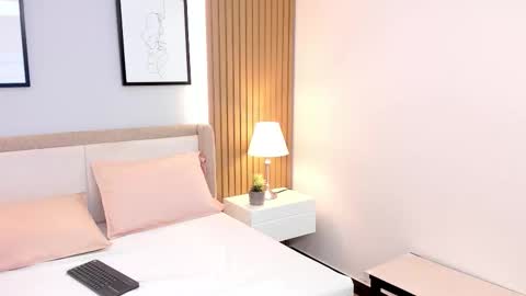 irene_lopes online show from February 13, 2026, 4:08 am