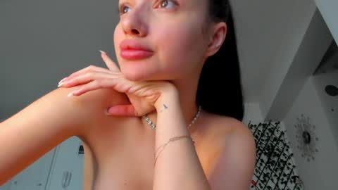 Ir s room online show from January 21, 2025, 8:52 am