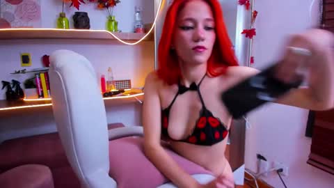 Snapshot of irina_beaux chatting on March 10, 2025, 7:50 pm online show from March 10, 2025, 7:50 pm