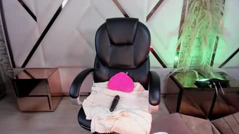 irina_rousee online show from February 28, 2026, 2:07 pm