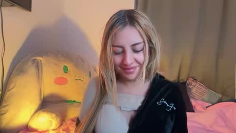 Snapshot of irinanovna chatting on October 27, 2025, 3:43 am Irina online show from October 27, 2025, 3:43 am