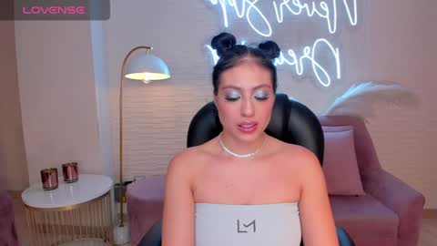 Snapshot of irinaportman chatting on December 12, 2024, 3:21 am Irina online show from December 12, 2024, 3:21 am