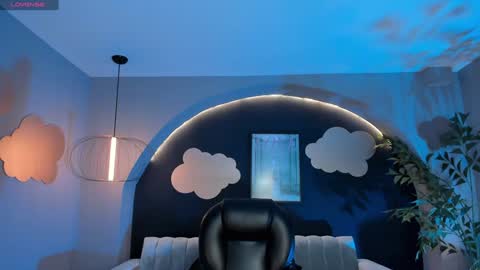 Snapshot of irinaportman chatting on January 15, 2025, 9:24 am Irina online show from January 15, 2025, 9:24 am