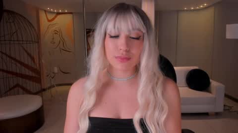 Snapshot of irinaportman chatting on January 21, 2025, 3:15 am Irina online show from January 21, 2025, 3:15 am