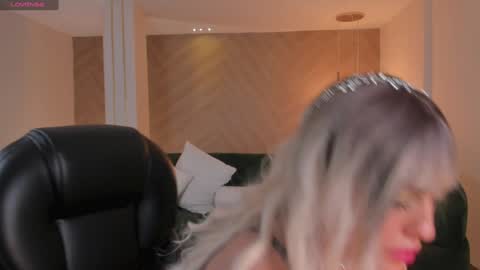 Snapshot of irinaportman chatting on February 4, 2025, 9:28 am Irina online show from February 4, 2025, 9:28 am