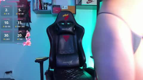 Snapshot of irirs_sex chatting on September 19, 2025, 8:31 pm IrisVianca online show from September 19, 2025, 8:31 pm