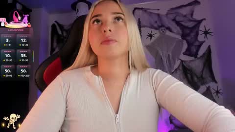 Snapshot of iris3019 chatting on October 29, 2025, 10:17 am iris online show from October 29, 2025, 10:17 am