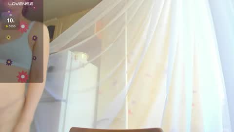 Snapshot of iris_crispy chatting on September 9, 2025, 8:25 am Iris online show from September 9, 2025, 8:25 am