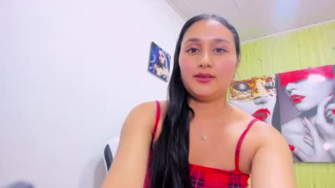 iris_ferrer online show from July 2, 2026, 7:42 pm