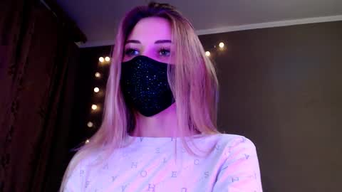 Lily online show from January 18, 2026, 3:38 pm