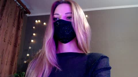 Lily online show from March 31, 2026, 3:56 pm