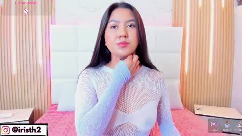 Snapshot of iris_thompson chatting on October 13, 2025, 11:38 pm Iris online show from October 13, 2025, 11:38 pm