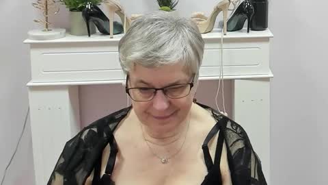 I R I S online show from March 18, 2026, 7:11 am